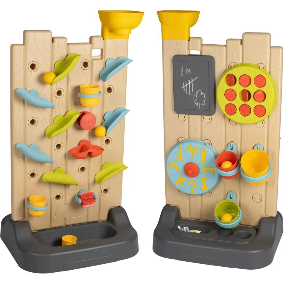 Activity Wall Di Smoby Con 6 Diverse Attivita Su Due Lati
