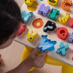 Alfabeto Puzzle Di Animali In Legno