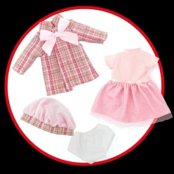 Bambola Walking In Paris