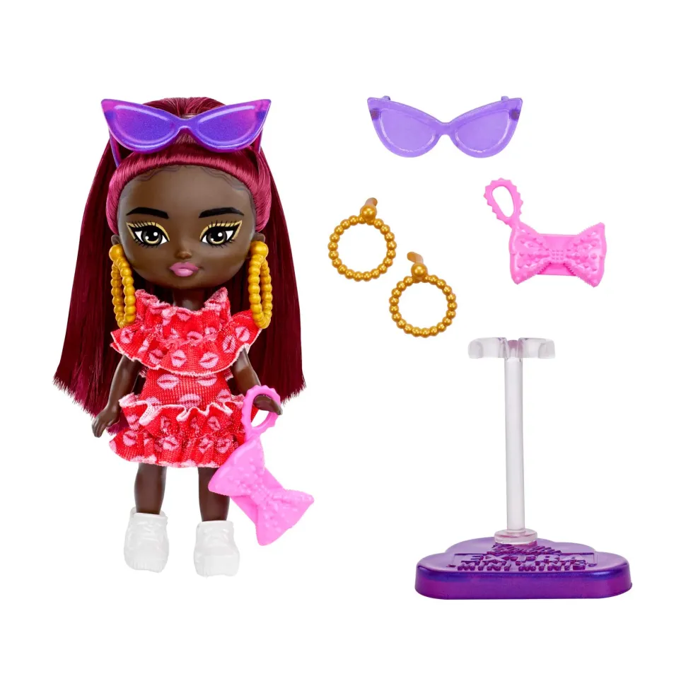 Barbie Barbie Extra Mini Minis, Bambola Con Capelli Bordeaux E Occhiali Da Sole, Abito Rosso Con Volant, Vestiti E Accessori, Giocattolo Per Bambini, 3+ Anni, Hln47