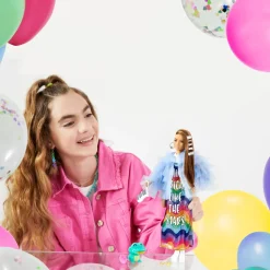 Barbie Extra Bambola Mora Con Capelli Lunghi E Giacca Blu, Cucciolo Di Coccodrillo, 3+ Anni