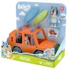 Bluey Auto 4 4, Veicolo Fuoristrada Della Famiglia, Incluso Papa Bandit Alto Circa 8 Cm E 2 Tavole Da Surf, Come Visto In Tv