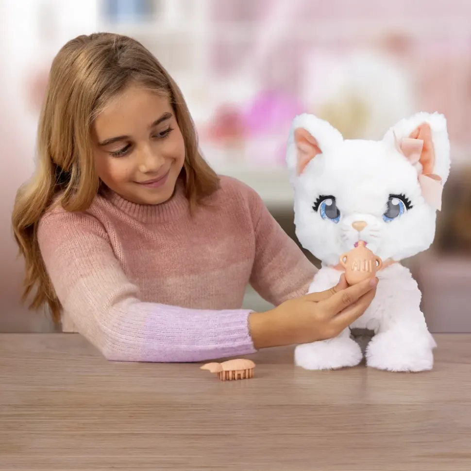 Club Petz Bella, The Adorable Kitty La Gattina Piu Coccolosa Che Ci Sia!