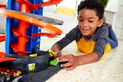 Hot Wheels City Playset Mega Garage Twist Con 1 Veicolo 1:64