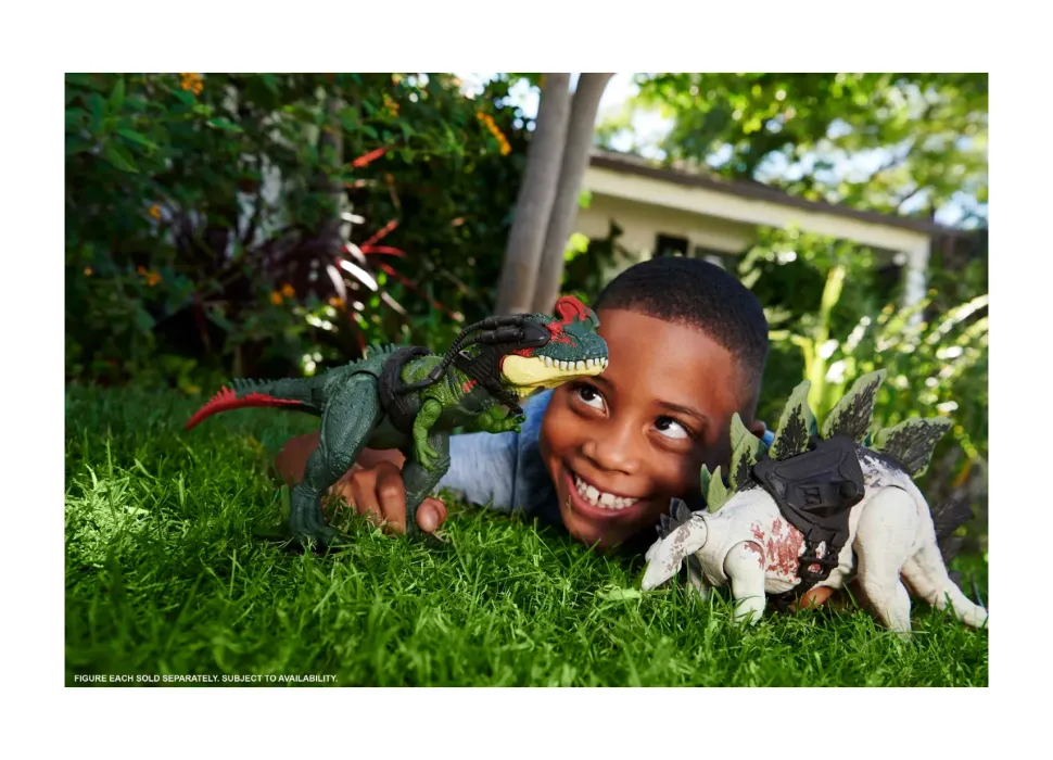 Jurassic World Predatori Giganti, Sinotiranno, Dinosauro Di Grandi Dimensioni Con Mossa D'Attacco E Kit Di Tracciamento, Per Il Gioco Classico E Digitale, Giocattolo, 4+ Anni, Hlp25