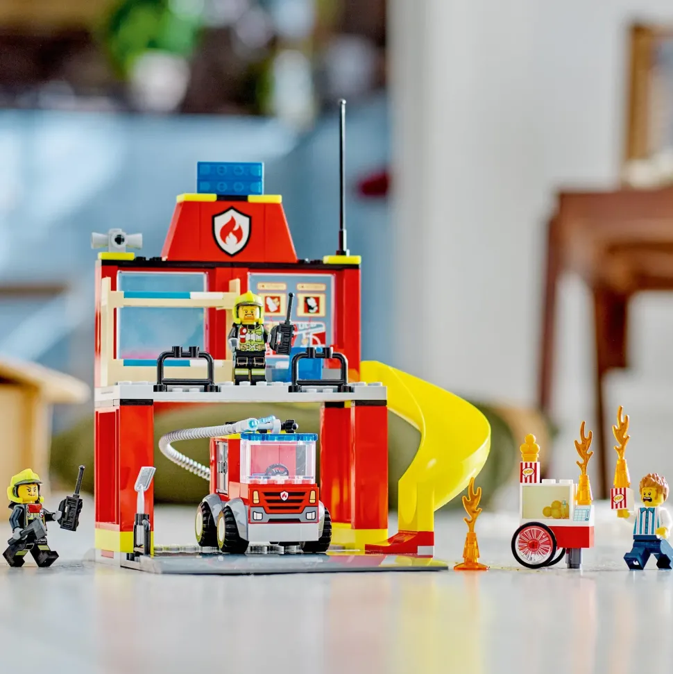 Lego City Fire 60375 Caserma Dei Pompieri E Autopompa, Camion Giocattolo Dei Vigili Del Fuoco, Giochi Per Bambini, Idee Regalo