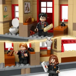 Lego Harry Potter 76423 Espresso Per Hogwarts E Stazione Di Hogsmeade Con Treno Giocattolo, Binari, Biglietteria, 8 Minifigure