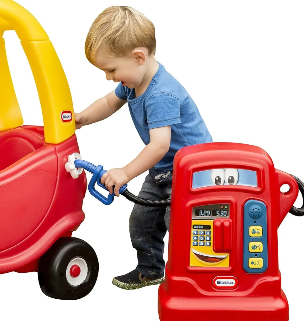 Little Tikes Cozy Pumper Set Di Gioco Interattivo Con Suoni, Perfetto Per Cozy Coupe/ Truck/ Cab/ Princess Coupe Venduti Separatamente