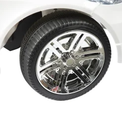 Macchina Elettrica 6V Telecomandata Per Bambini Con Luci, Suoni Realistici E Velocita Massima Di 3 Km/H Caricabatteria Incluso Disponibile In Due Varianti