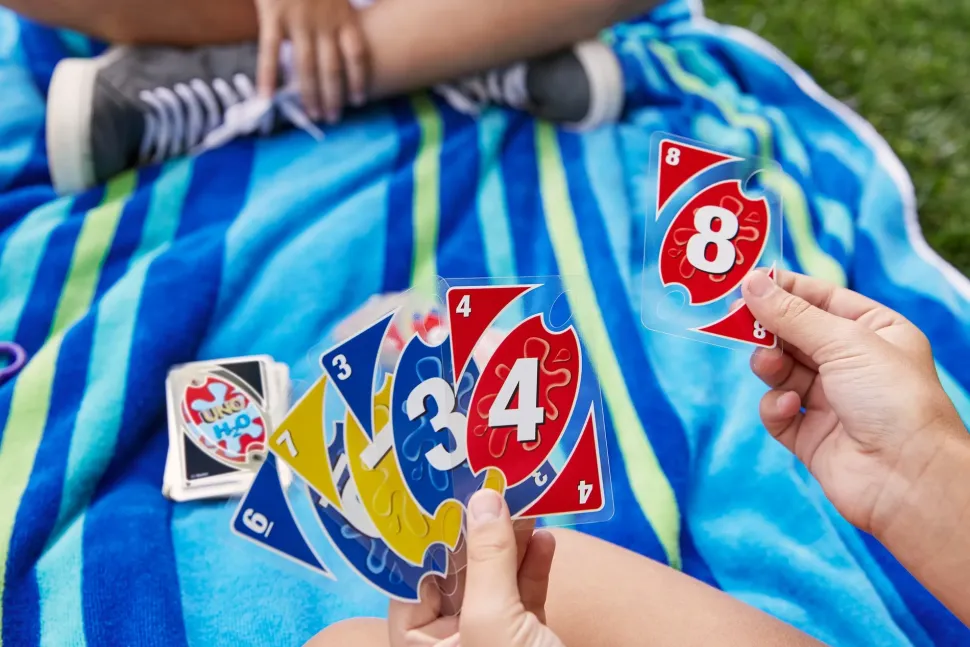Mattel Games- Uno H20, Gioco Di Carte Per Tutta La Famiglia
