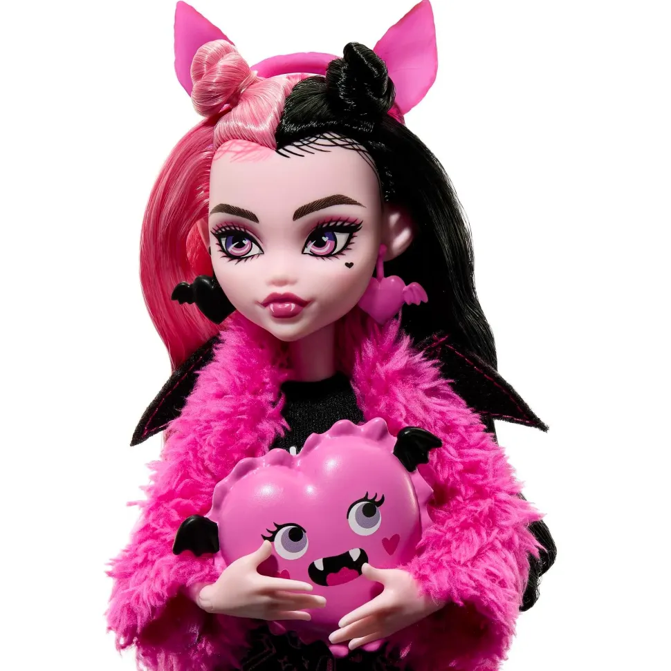 Monster High Draculaura Creepover Party, Bambola Con Outfit Dettagliato E Accessori Per Il Pigiama Party, Cucciolo Di Pipistrello Conte Fabulous Incluso