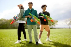 Nerf Elite 2.0, Blaster Lancia-Dardi Double Punch, 50 Dardi Nerf Elite, 2 Caricatori Da 10 Dardi, Blaster Nerf Motorizzato, Dagli 8 Anni In Su