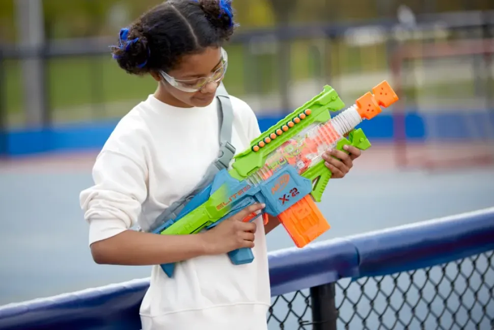 Nerf Elite 2.0, Blaster Lancia-Dardi Double Punch, 50 Dardi Nerf Elite, 2 Caricatori Da 10 Dardi, Blaster Nerf Motorizzato, Dagli 8 Anni In Su